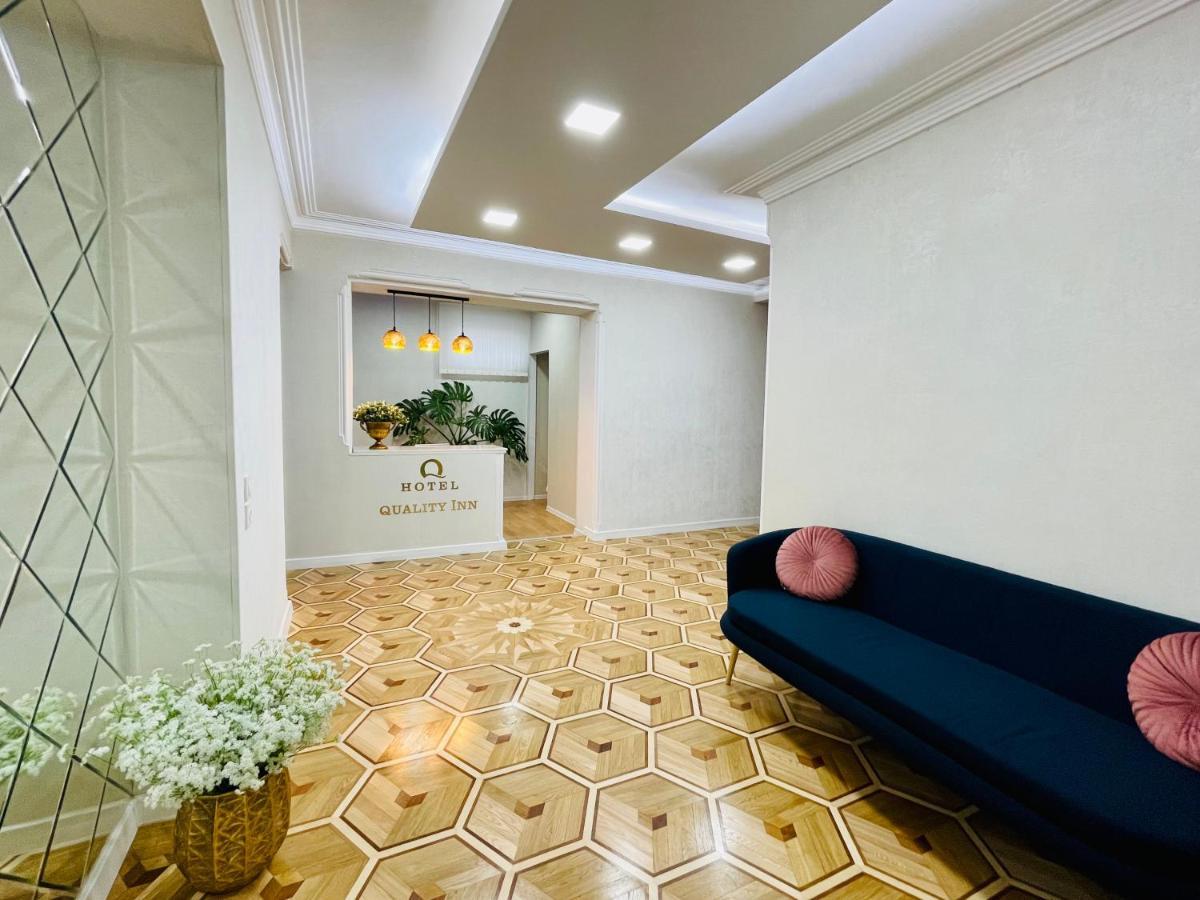 Quality Inn Tbilisi Eksteriør billede