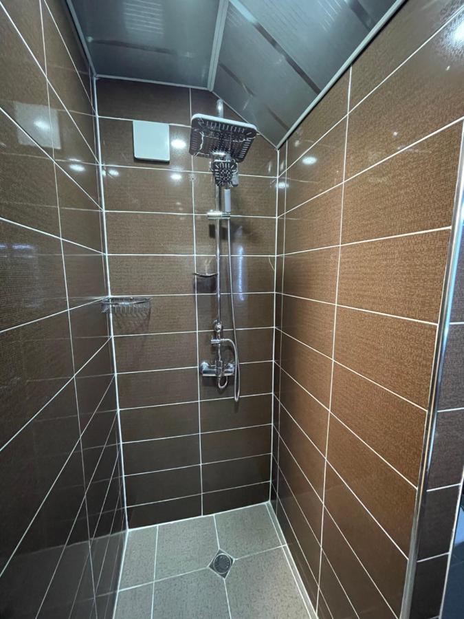 Quality Inn Tbilisi Eksteriør billede
