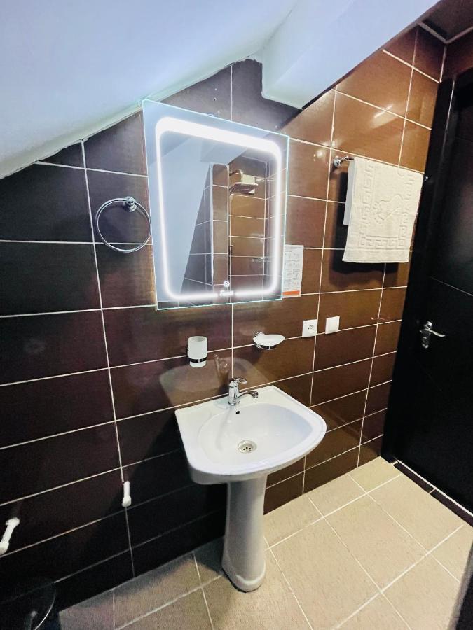 Quality Inn Tbilisi Eksteriør billede