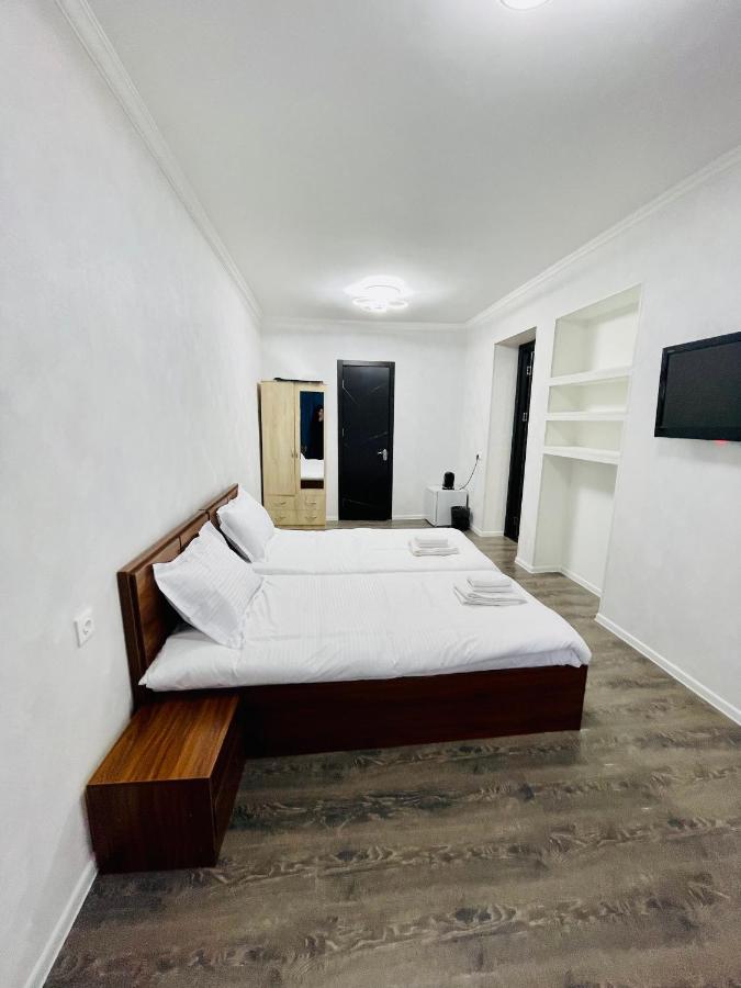 Quality Inn Tbilisi Eksteriør billede