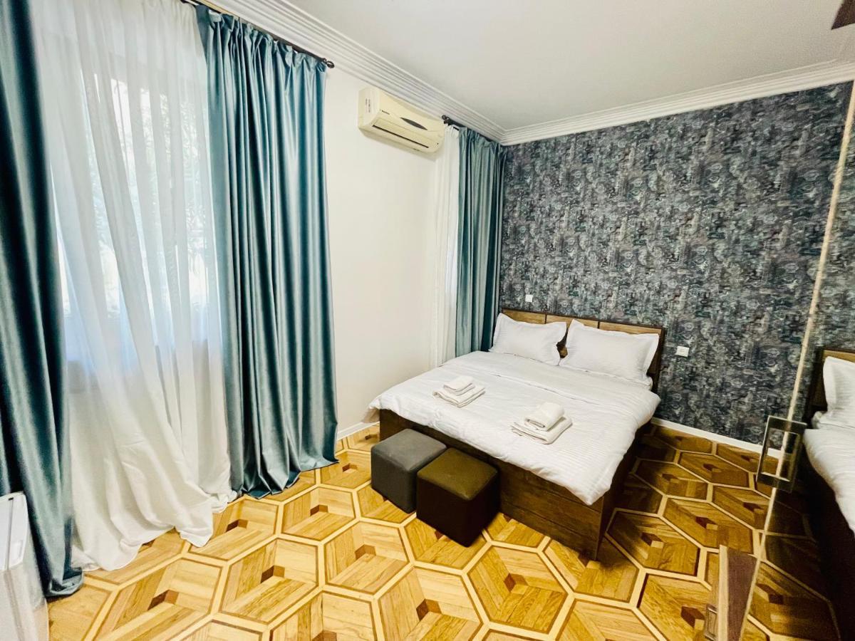 Quality Inn Tbilisi Eksteriør billede