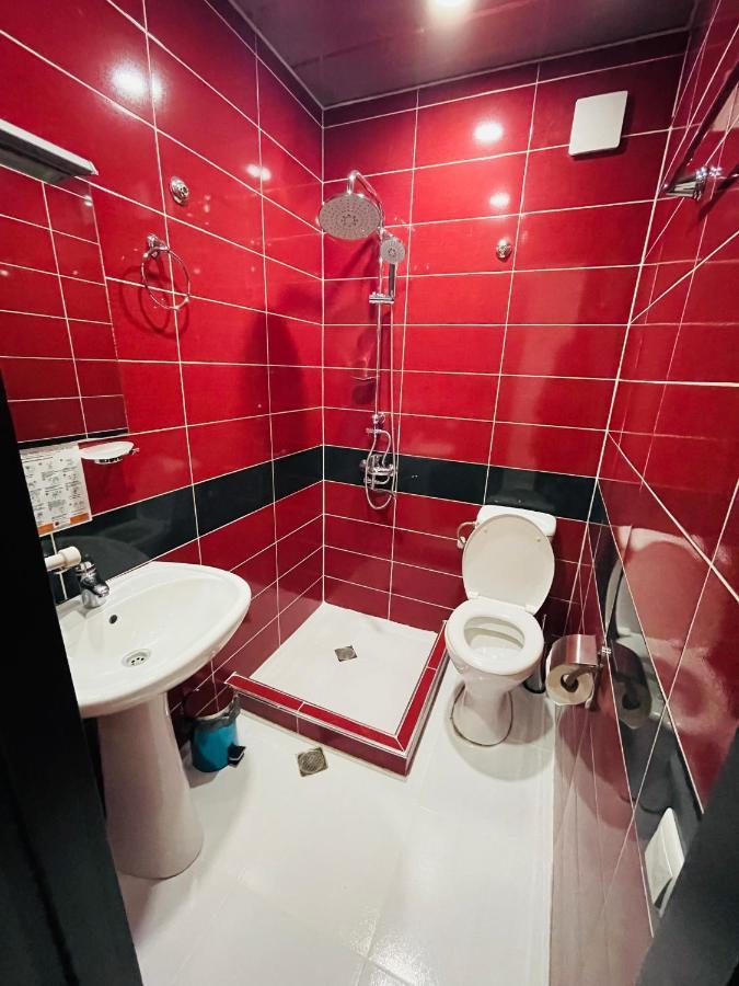 Quality Inn Tbilisi Eksteriør billede