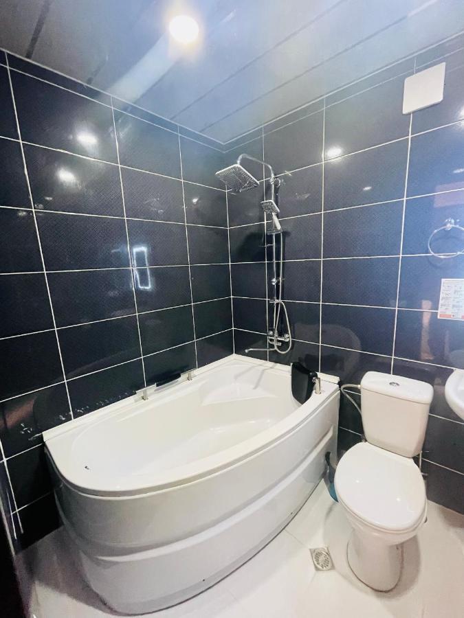 Quality Inn Tbilisi Eksteriør billede