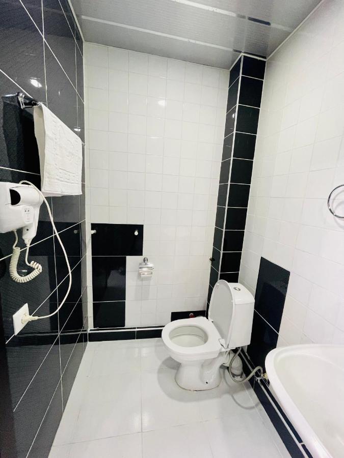 Quality Inn Tbilisi Eksteriør billede